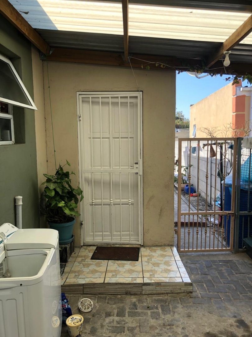  Bedroom Property for Sale in The Connifers Western Cape
